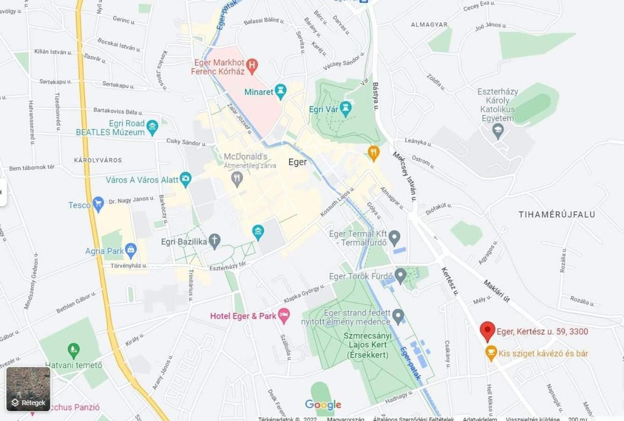 Appartamento Cili Apartman Eger Esterno foto